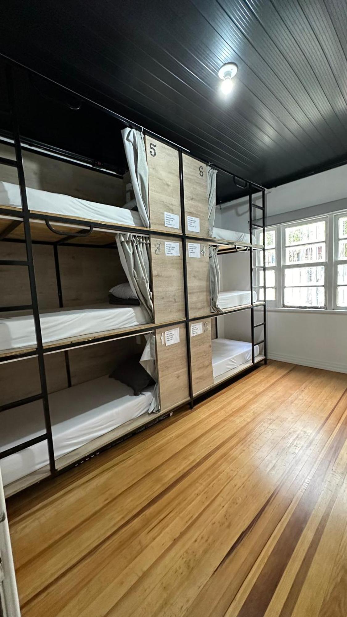 Hostel Hug Brasil Kurytyba Zewnętrze zdjęcie